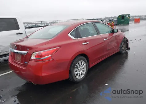 2013 Nissan Altima 2.5 S z USA, uszkodzony, nr VIN 1N4AL3AP4DN525490